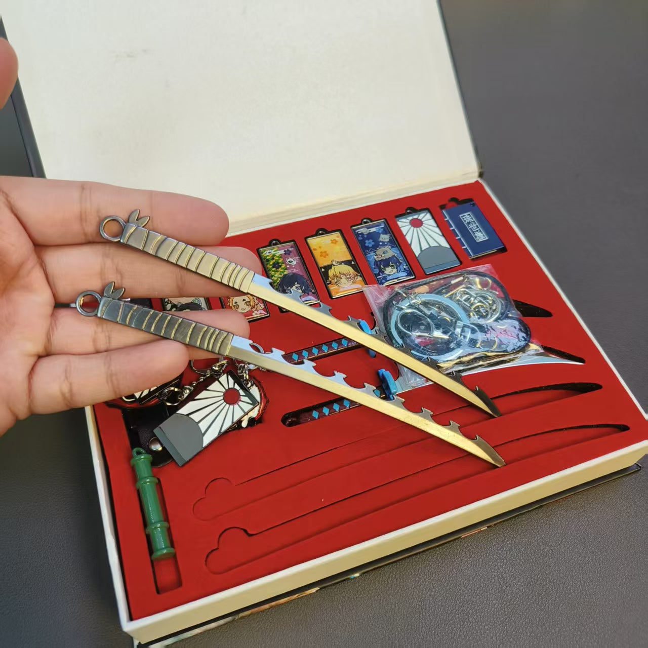 Demon Slayer Alloy Keychain Gift Box Set Anime Weapon & Character Charms